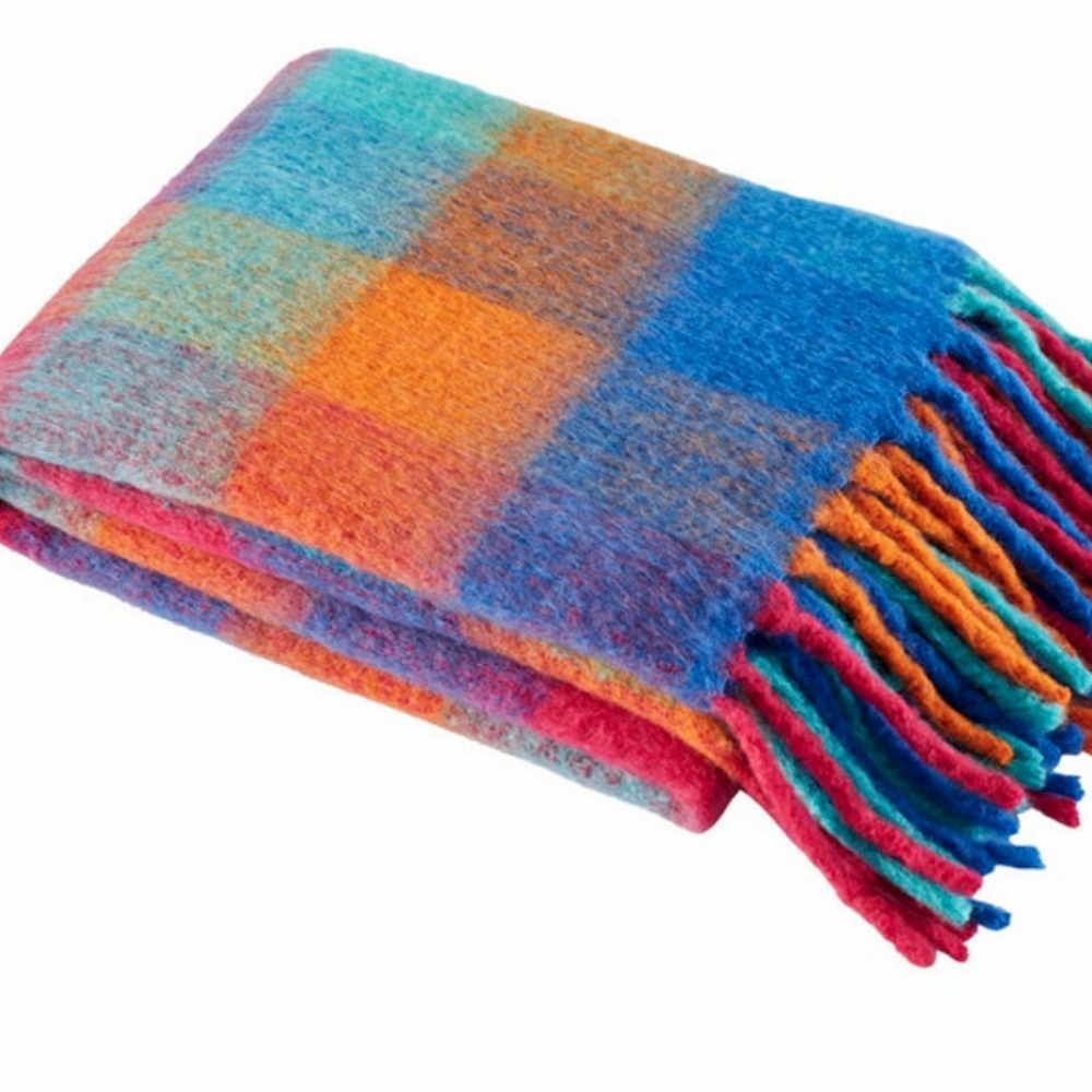 NWT Christmas Plaid Throw Mohair Fringed Blanket Travel Couch Cuddle Throw - Picture 1 of 5